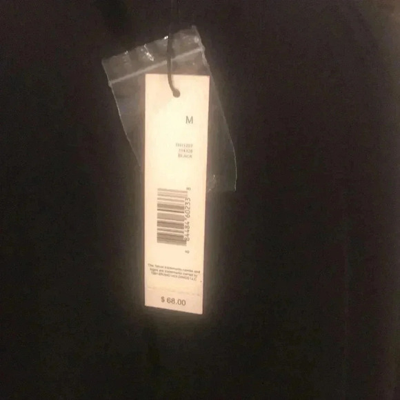 NWT T Tahari Button Front Cropped Oversized Top with Wide Sleeves-M - Picture 8 of 8